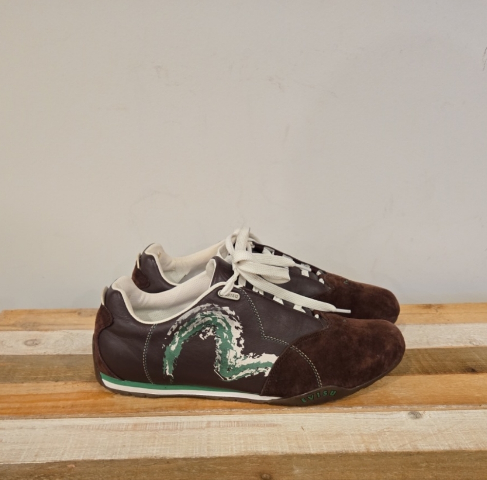 Rare Eviso Low Top Running Sneakers